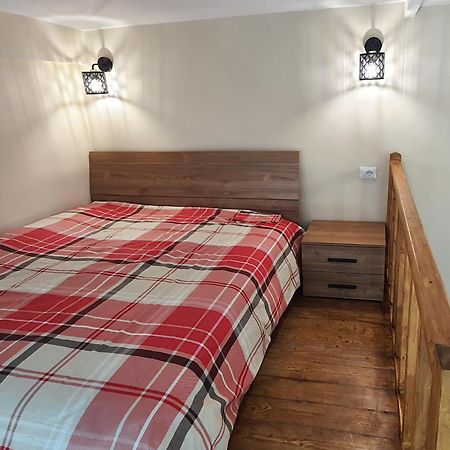 Viktoria Apartment Bari Bagian luar foto