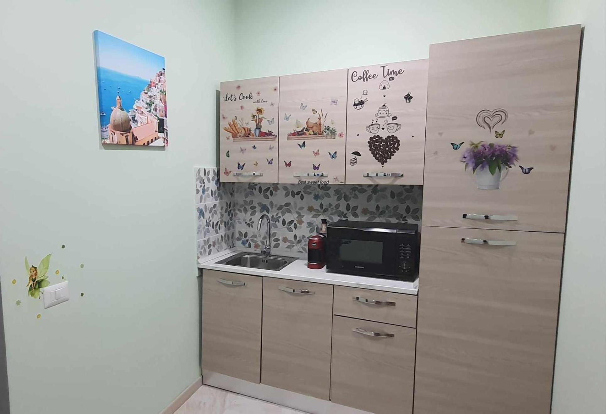 Viktoria Apartment Bari Bagian luar foto