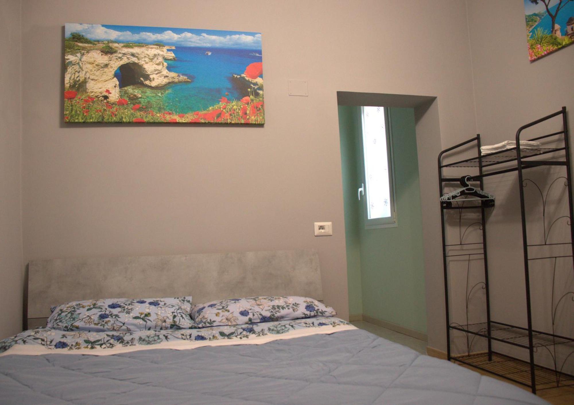 Viktoria Apartment Bari Bagian luar foto